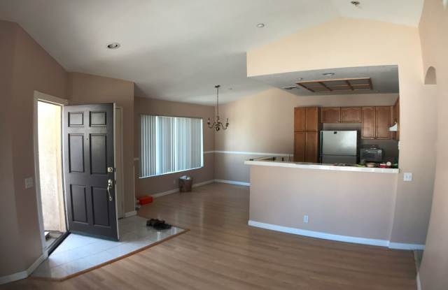 3442 E. White Chapel Ct. Unit F Gallery 2