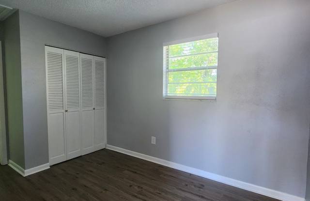 Renovated Studio Apartment Gallery 4