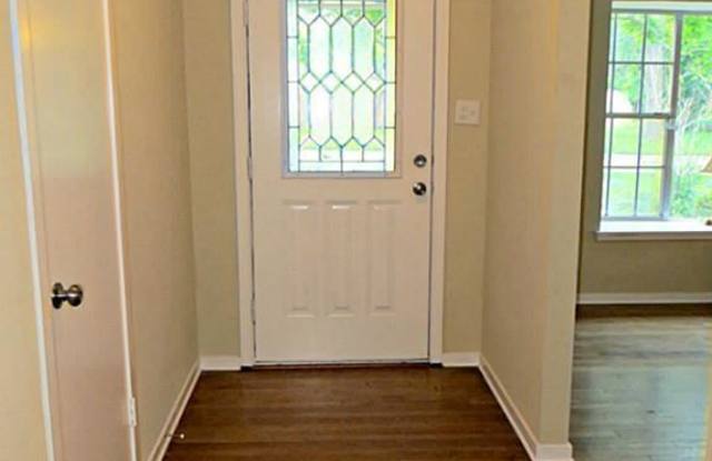 4326 Brookfield Drive Gallery 3