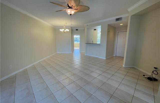 6368 Huntington Lakes Cir Gallery 2