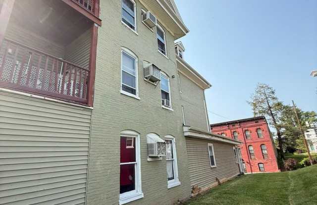 428 W Washington St photos photos 428 W Washington St photos photos