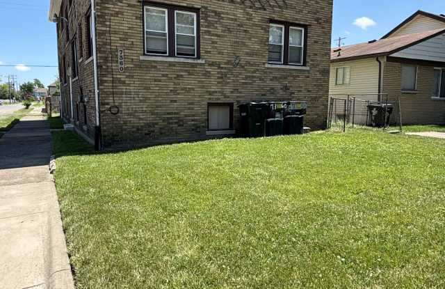 7360 Prairie Street - 2 E photos photos