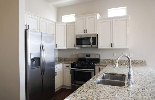 2 Bed, 2 Bath Townhome photos photos