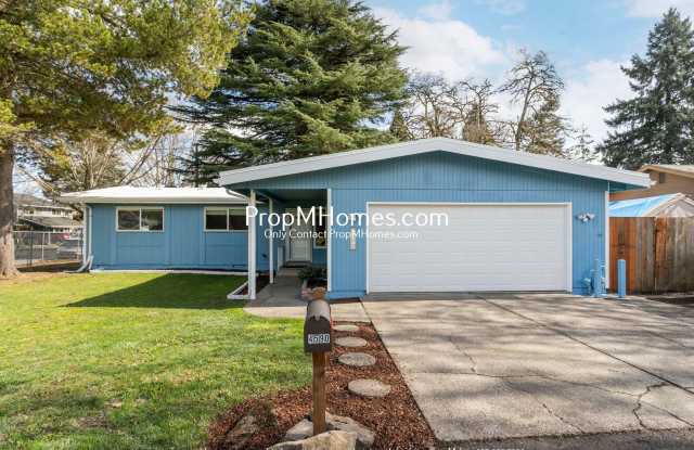 Fully Updated Home in Aloha - Large Yard! photos photos