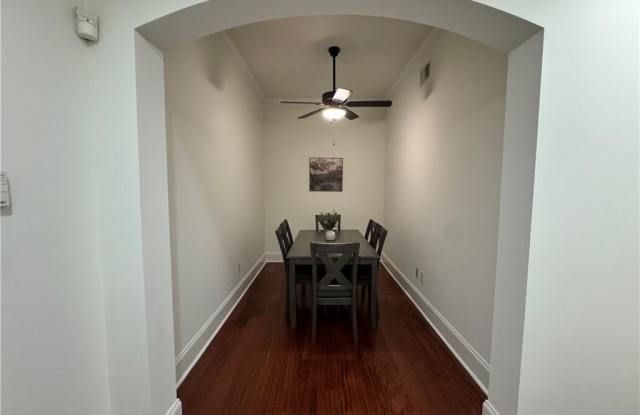2277 Peachtree Road NE Gallery 3