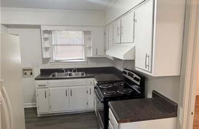 3129 Bluebird Lane Gallery 4