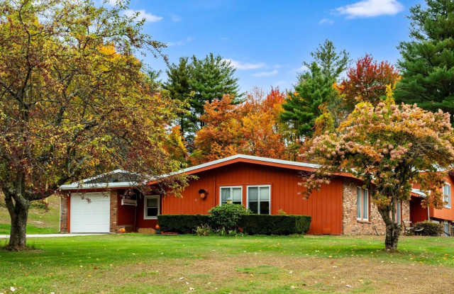 1 Johns Drive - 1 Johns Drive, South Hooksett, NH 03106