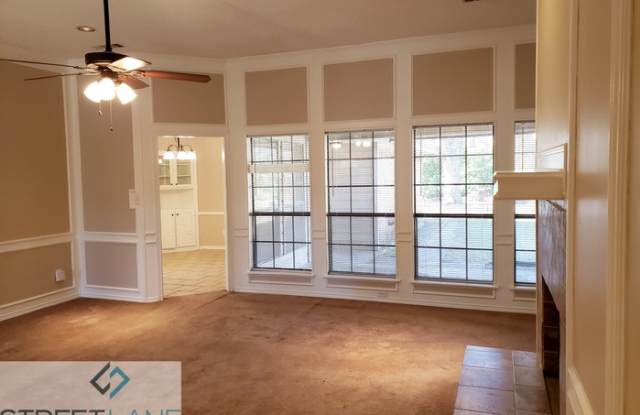612 Arbor Creek Drive Gallery 2