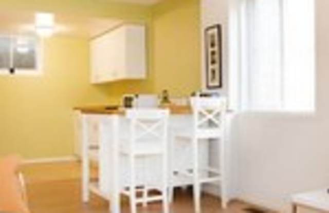 6525 Wiscasset Road Gallery 4