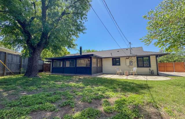 Beautiful 3 Bedroom, 2 Bathroom Single Family Home in North Central Austin photos photos