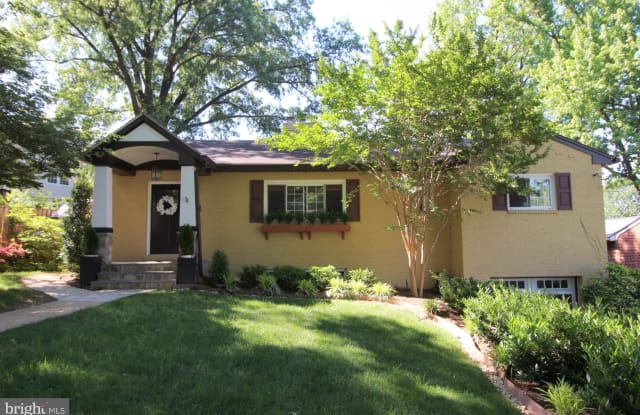 1102 TRINITY DRIVE - 1102 Trinity Drive, Alexandria, VA 22314