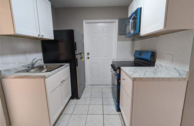 987 NE 131st - 987 Northeast 131st Street, North Miami, FL 33161 987 NE 131st - 987 Northeast 131st Street, North Miami, FL 33161
