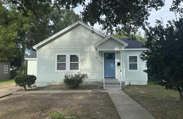 750 Saint Thomas Street photos photos 750 Saint Thomas Street photos photos