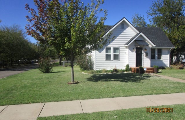 602 N Crawford Ave - 602 North Crawford Avenue, Norman, OK 73069