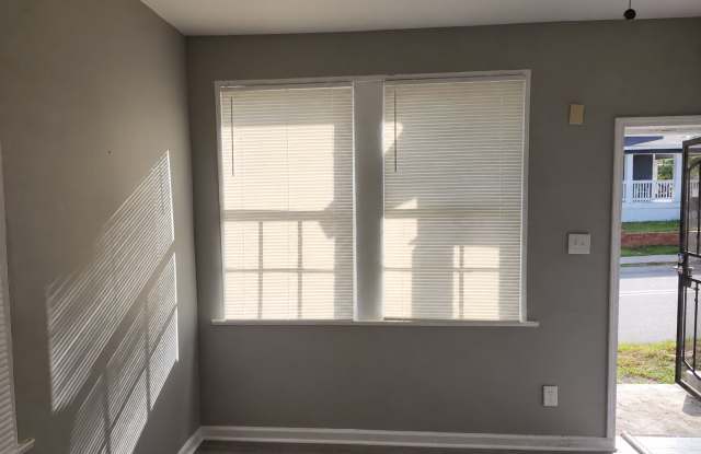 1893 3rd Avenue - A Gallery 4