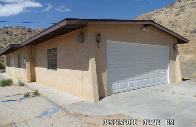 2 Bedrooms, 1.5 Bathrooms, 2 Car Garage, 973 sq. ft., View of Victor Valley, Storage Shed photos photos