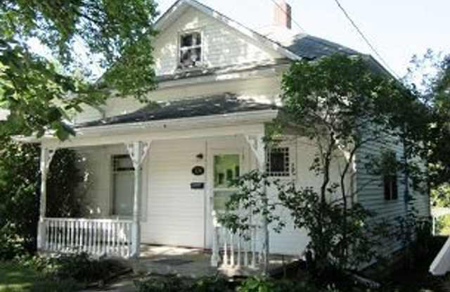 COMING SOON- Charming 2 Bedroom Home with River Access and Big Backyard photos photos COMING SOON- Charming 2 Bedroom Home with River Access and Big Backyard photos photos