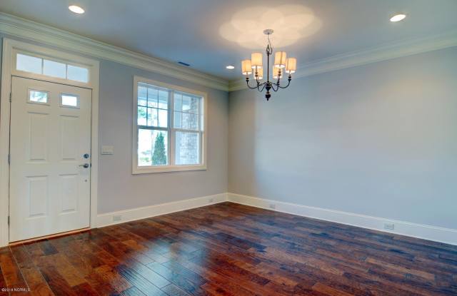4302 Terrington Drive Gallery 4