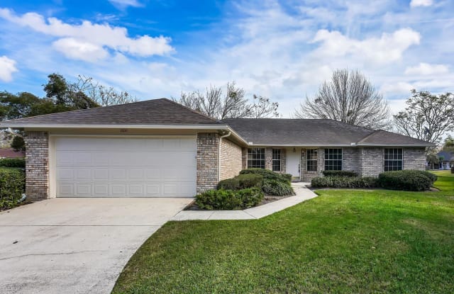 1800 SHADY GROVE LN - 1800 Shady Grove Lane, Fleming Island, FL 32003