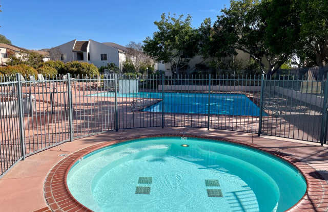 1 Bed/1 Bath Condo With Bonus Room photos photos