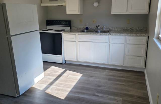Nice 2BD/1BA photos photos