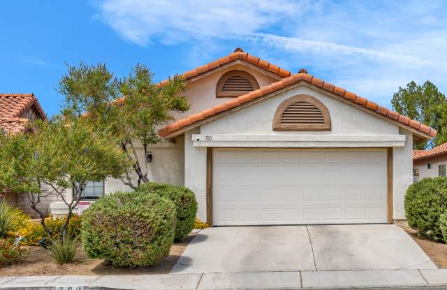 760 Thousand Oaks Drive photos photos