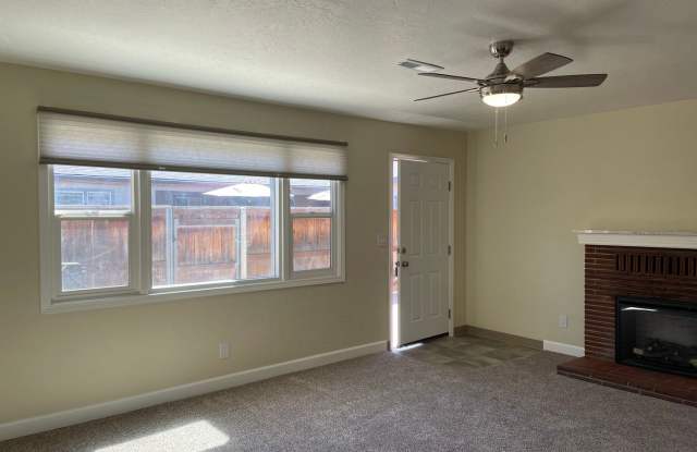 Come Home to a Comfortable and Thoughtfully Updated **3-bedroom, 1-bath duplex** Gallery 4