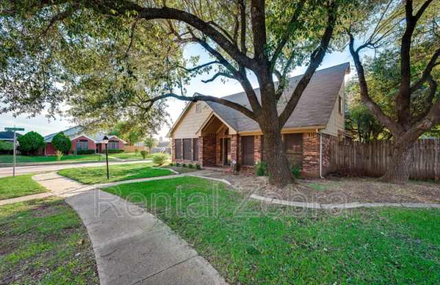 819 Tifton Court - 819 Tifton Court, Lancaster, TX 75146
