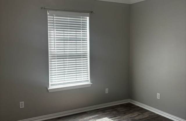 3 bed 2 bath House photos photos