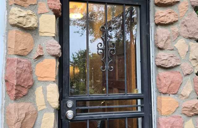 4104 S Lake Park Ave Chicago, IL 60641 photos photos