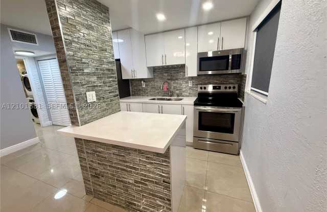 1629 NW N River Dr Gallery 2