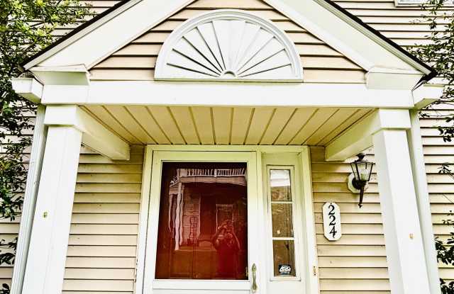 224 Sherbrooke Court photos photos