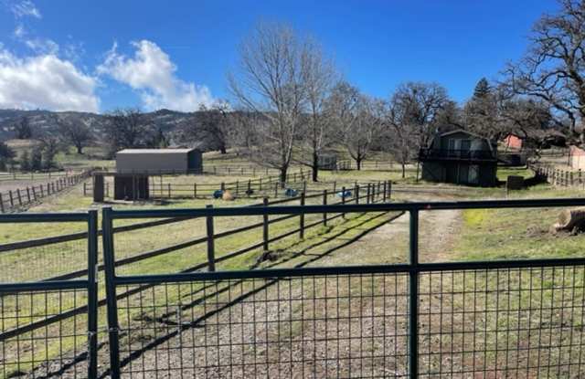 Completely Furnished - WITH FENCED CORRALS IN BEAR VALLEY photos photos