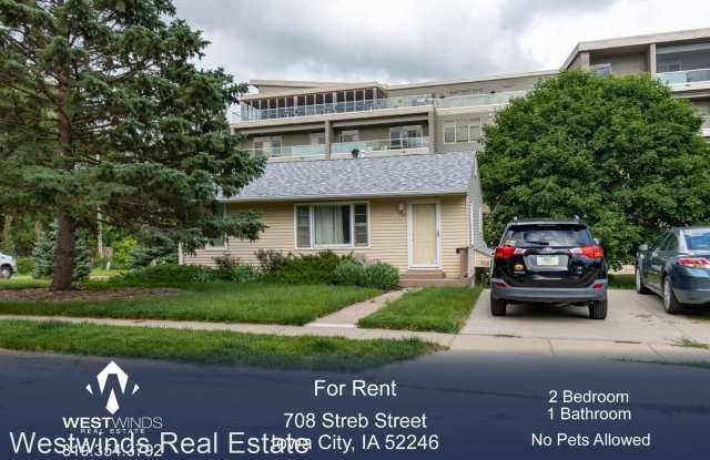 708 1/2 Streb Street - 708 1/2 Streb St, Iowa City, IA 52246