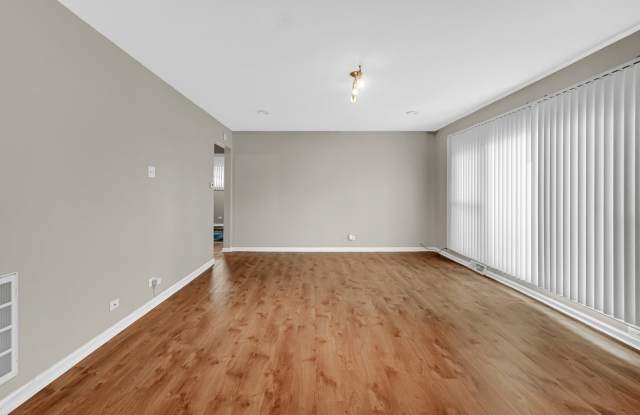 14901 Michigan Avenue Gallery 4