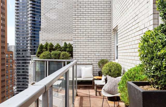 175 East 62nd Street Gallery 3