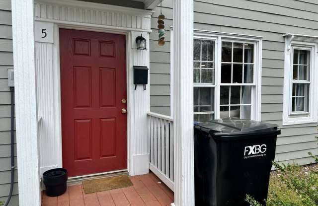 1409 Charles St. photos photos