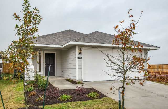 Adorable 1 story cottage home in Hymeadow with a covered patio! photos photos