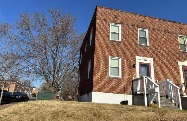 1728 REDWOOD Avenue photos photos