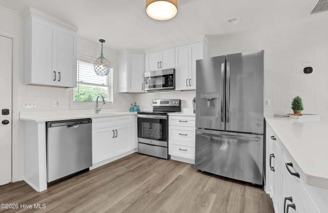 1027 S Shore Drive photos photos