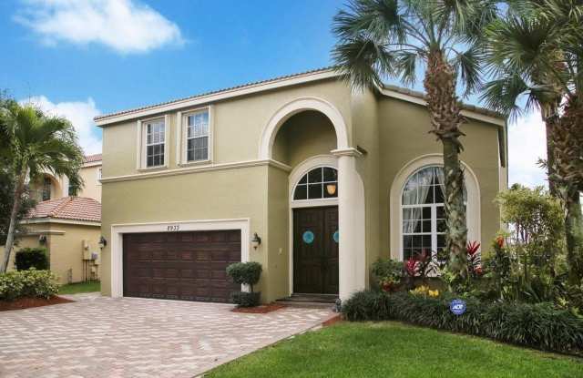 8933 Alexandra Circle photos photos