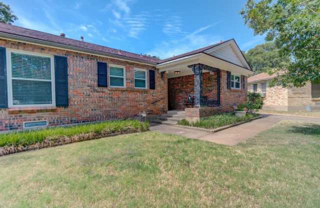 2036 Oates Circle - 2036 Oates Circle, Dallas, TX 75228