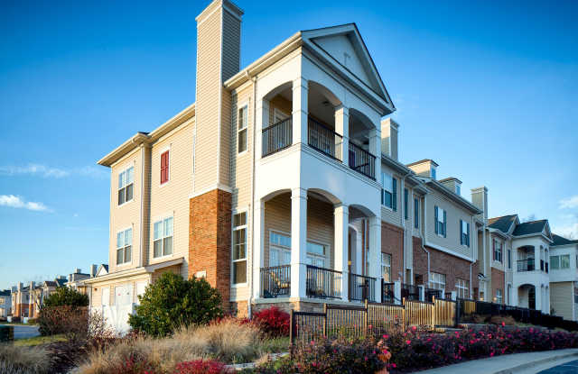 Greenwich Place Apartments Gallery 3