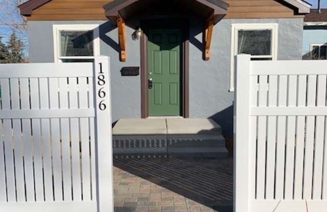 Coming soon! Charming 1-Bedroom Oasis with Modern Upgrades  Spacious Yard! photos photos