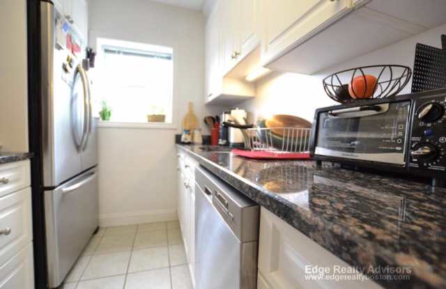 140 Newton St. photos photos