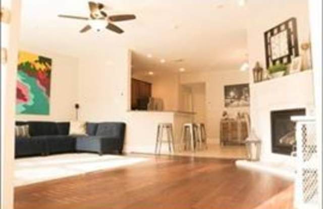 4241 Comanche Drive Gallery 3
