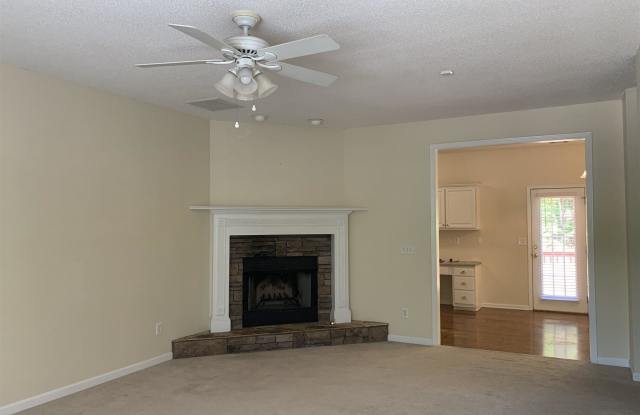470 Southridge Gallery 3
