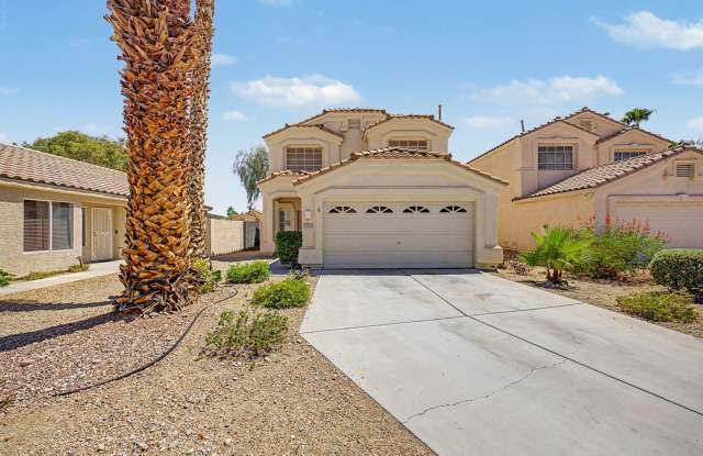 4-bedroom home with a pool in cul de sac! photos photos
