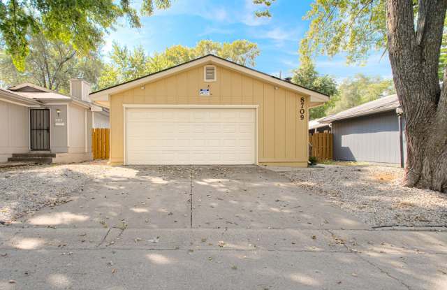 8709 E 109th Ter photos photos