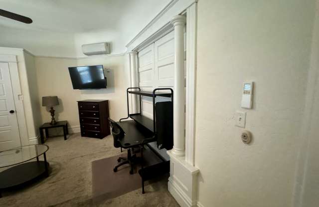 102 West Fulton Street photos photos
